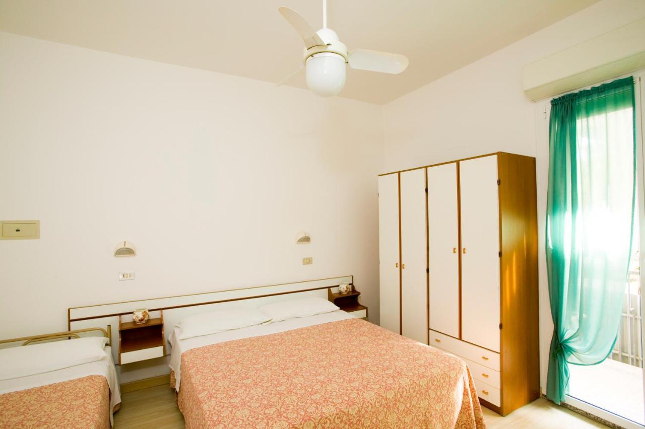 Residence Andrea Doria Cervia Extérieur photo