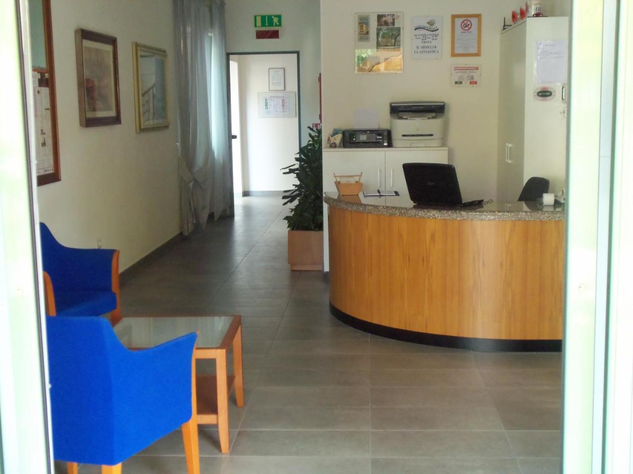 Residence Andrea Doria Cervia Extérieur photo